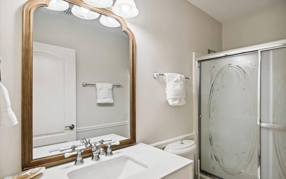 Photo of Bathroom in White's Gulfview