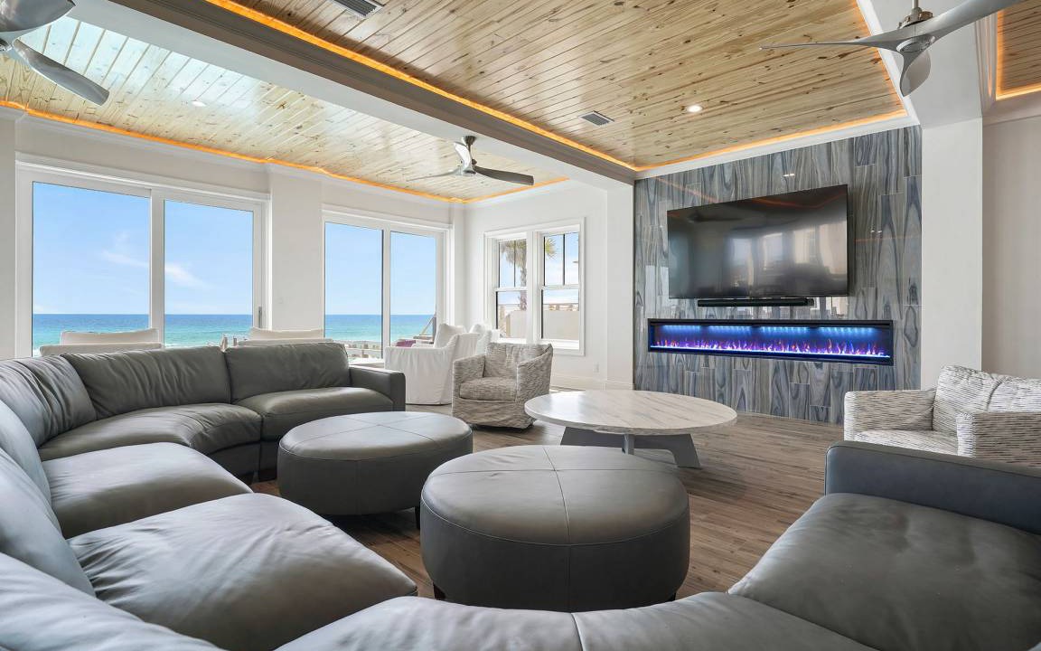Photo of Livingroom in Crystal Beach