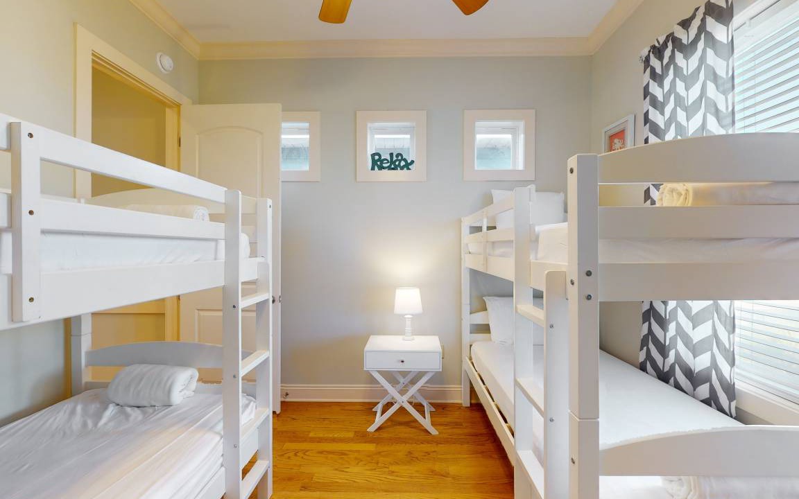 Photo of Bedroom in Crescent Beach