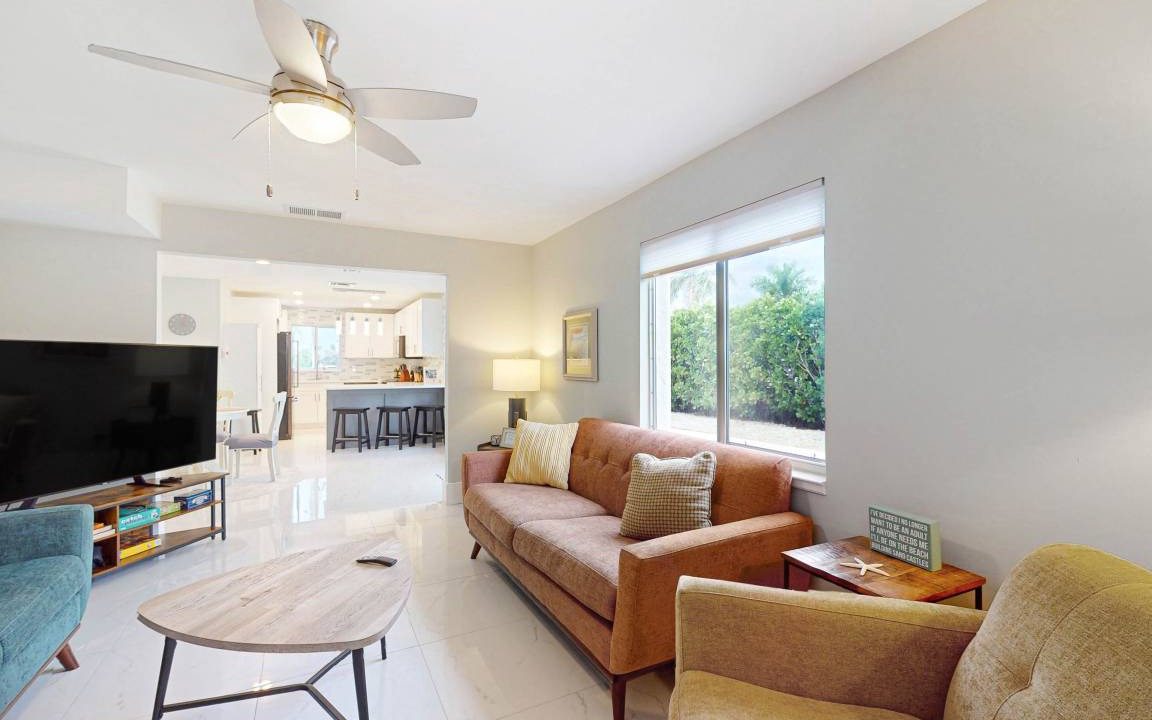 Photo of Livingroom in Isles of Capri