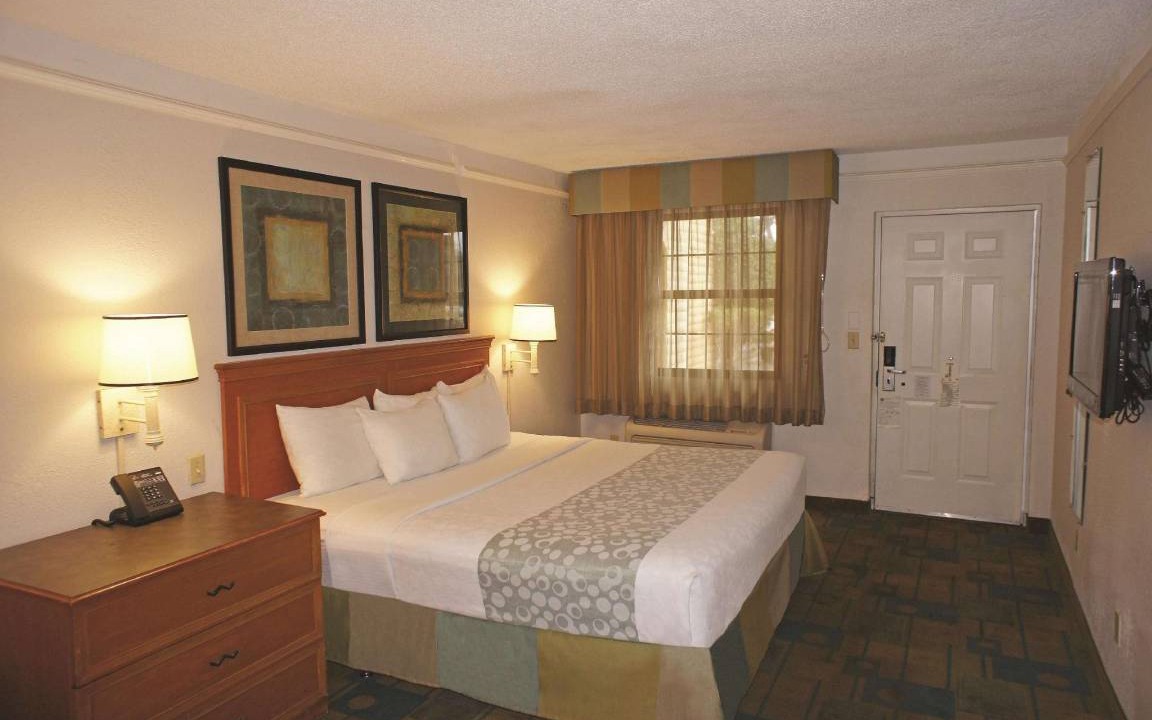 Photo of Bedroom in Northeast Pensacola