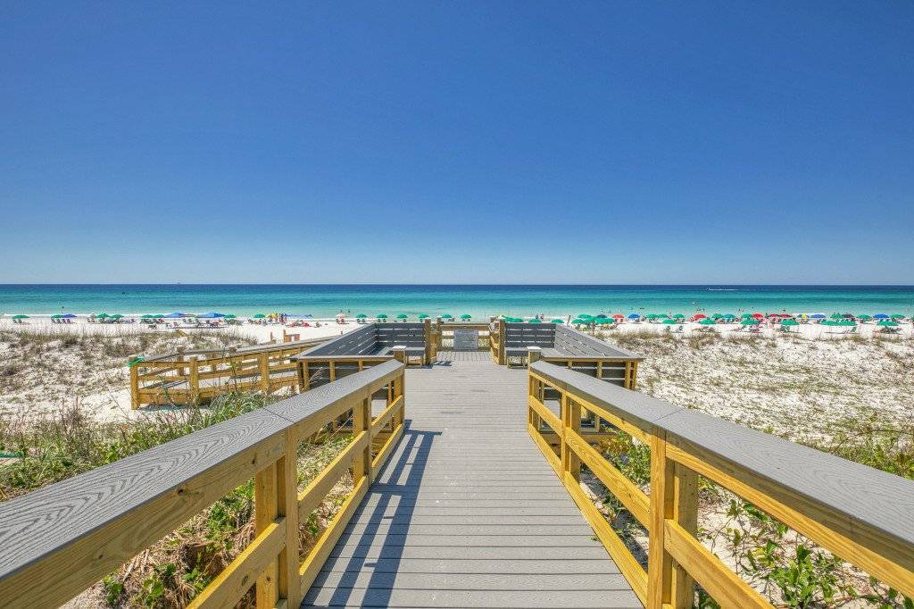 Photo of Others in Avalon Beach Estates