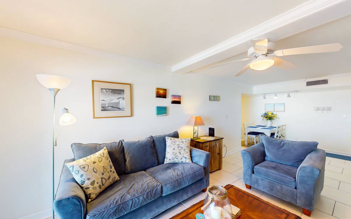 Photo of Livingroom in Pensacola Beach