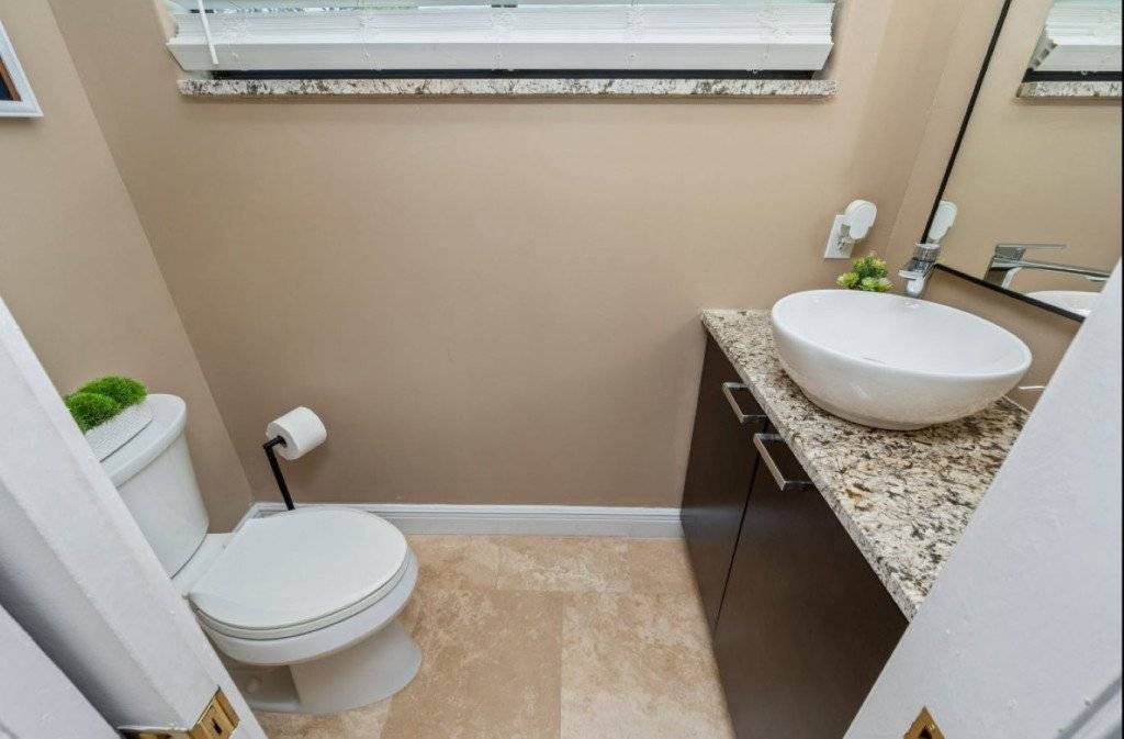 Photo of Bathroom in Niceville