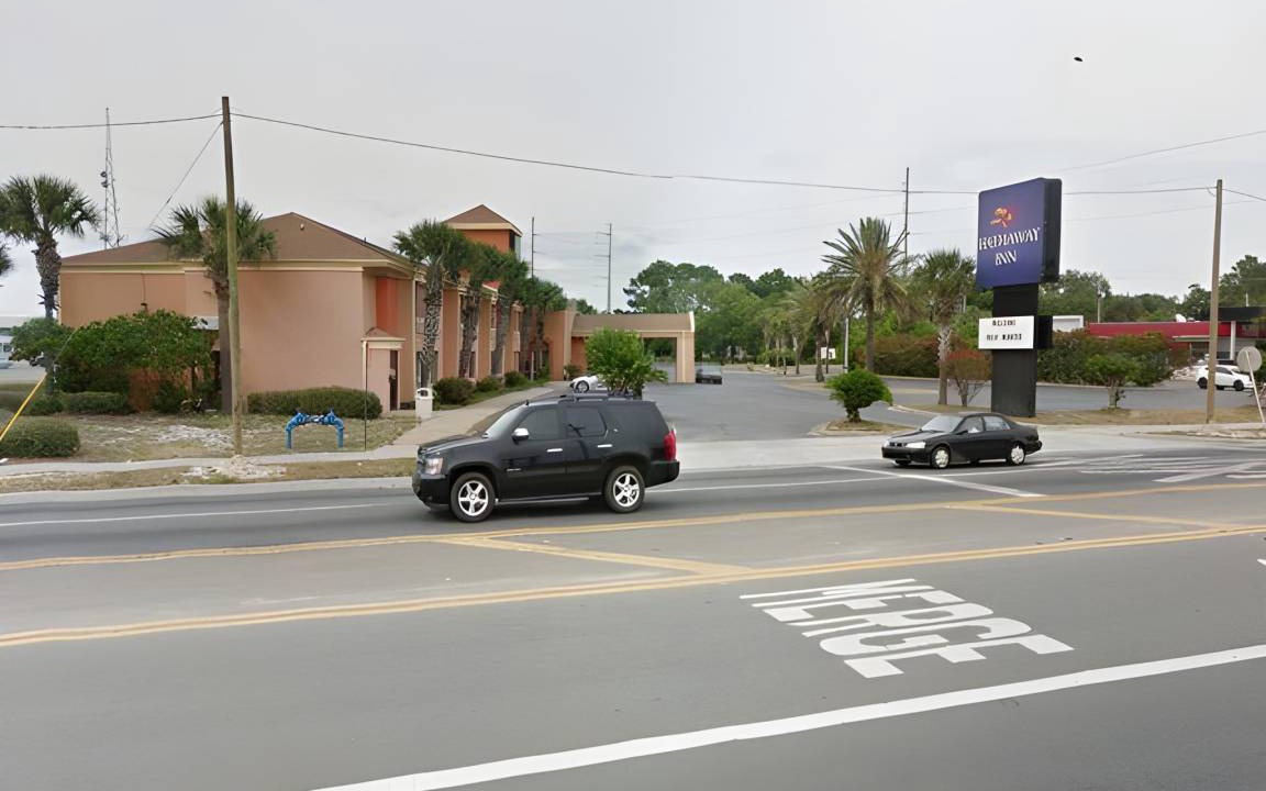 Photo of Others in Thomas Drive