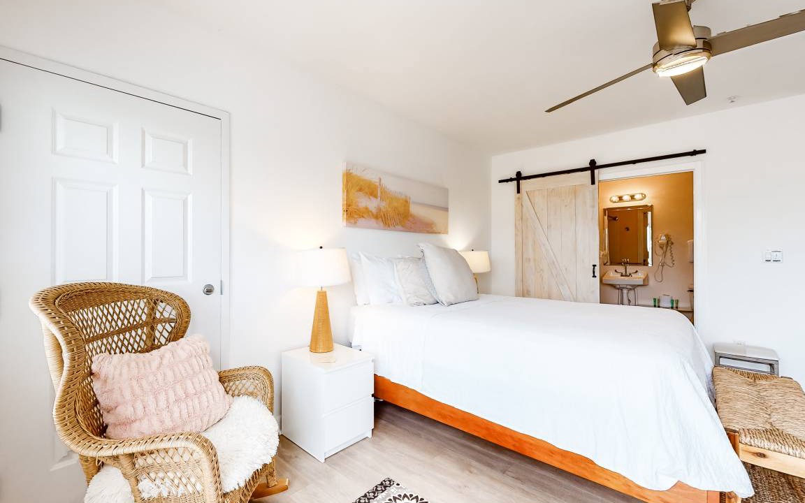 Photo of Bedroom in Gulf Place