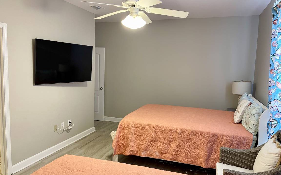 Photo of Bedroom in Navarre Beach