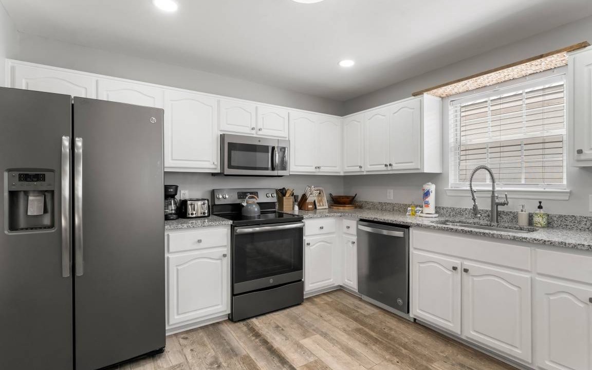 Photo of Kitchen in Bahama Beach