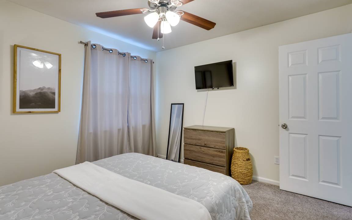Photo of Bedroom in Lynn Haven