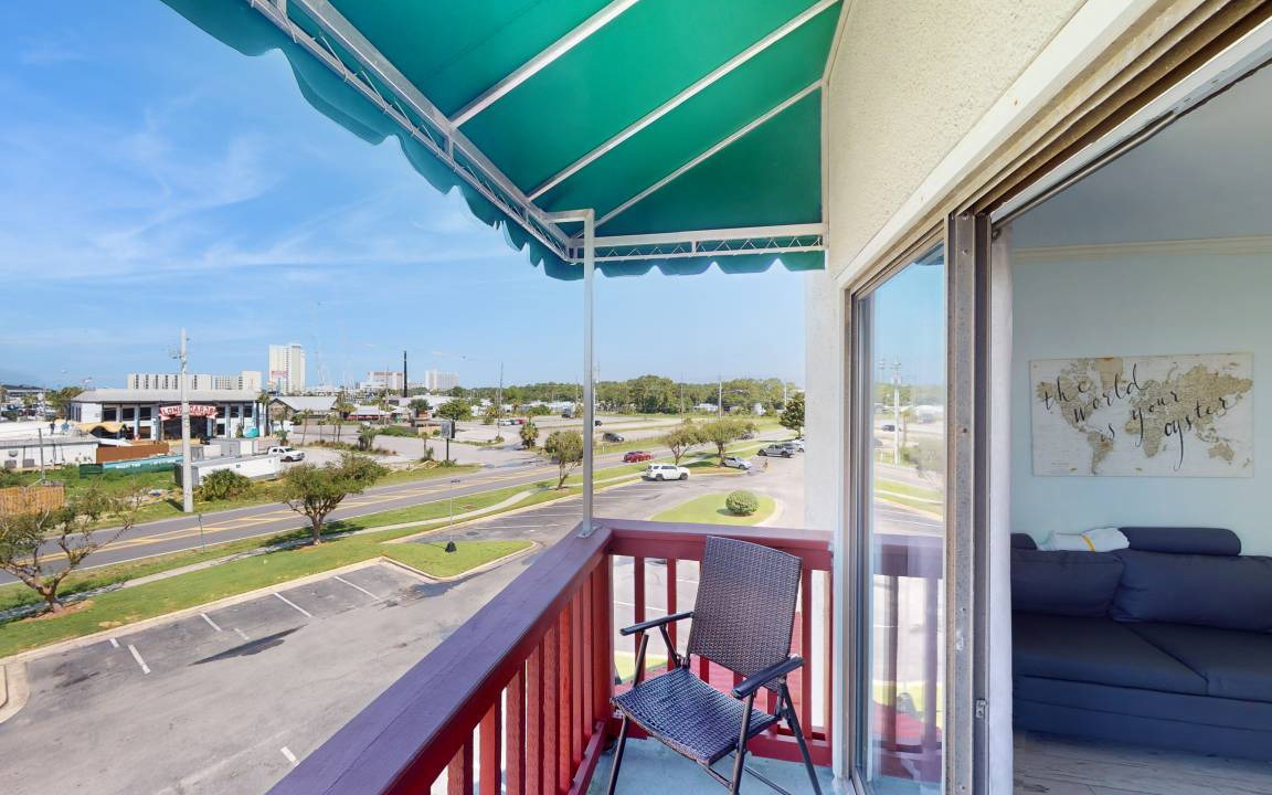 Photo of Patio Balcony in Gulf Lagoon Beach