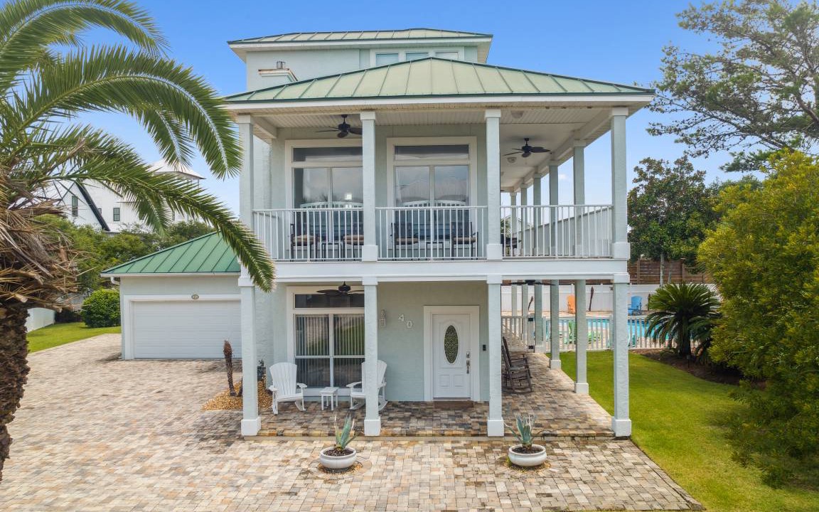 Photo of Others in White's Gulfview