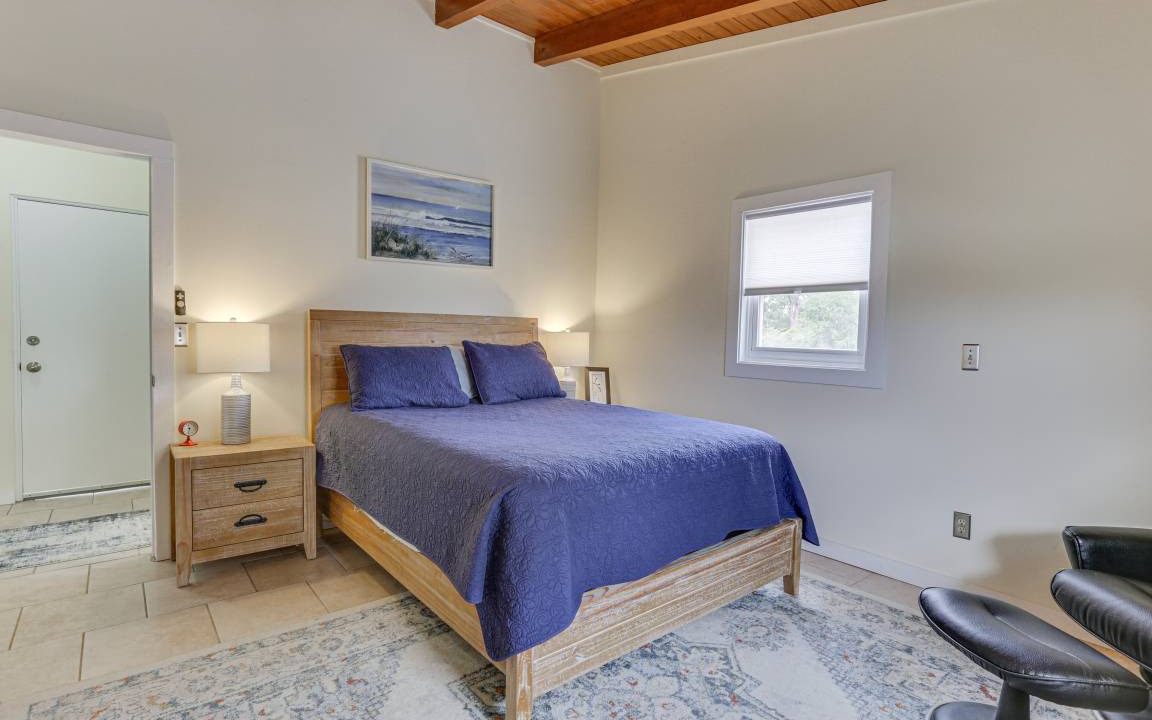 Photo of Bedroom in Alligator Point
