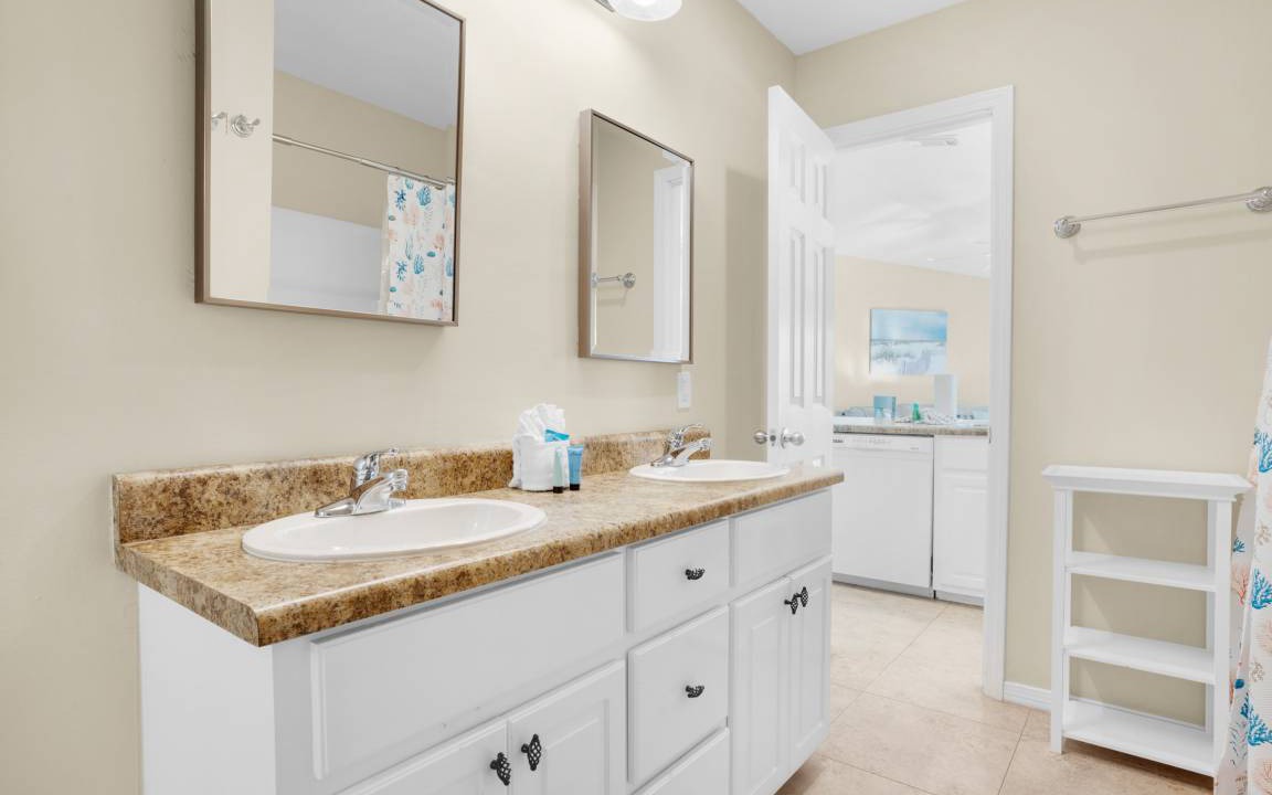 Photo of Bathroom in Fort Walton Beach - Destin