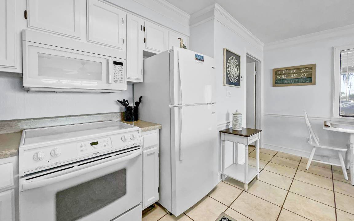 Photo of Kitchen in Laguna Beach