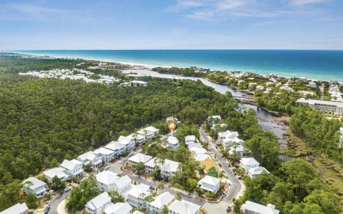 Photo of Outdoor in Lakeside at Blue Mountain Beach