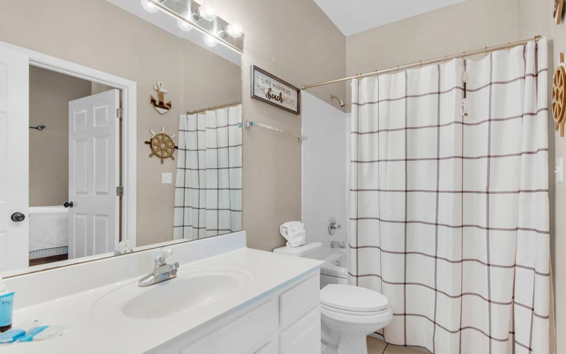 Photo of Bathroom in Crystal Beach