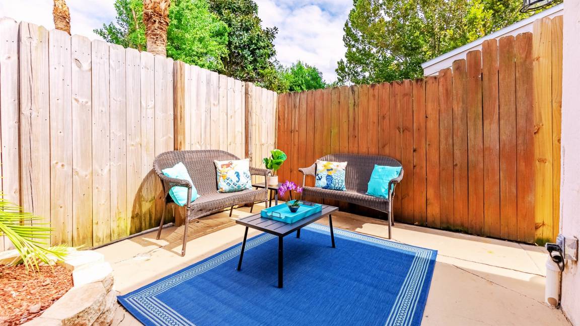 Photo of Patio Balcony in El Centro Beach