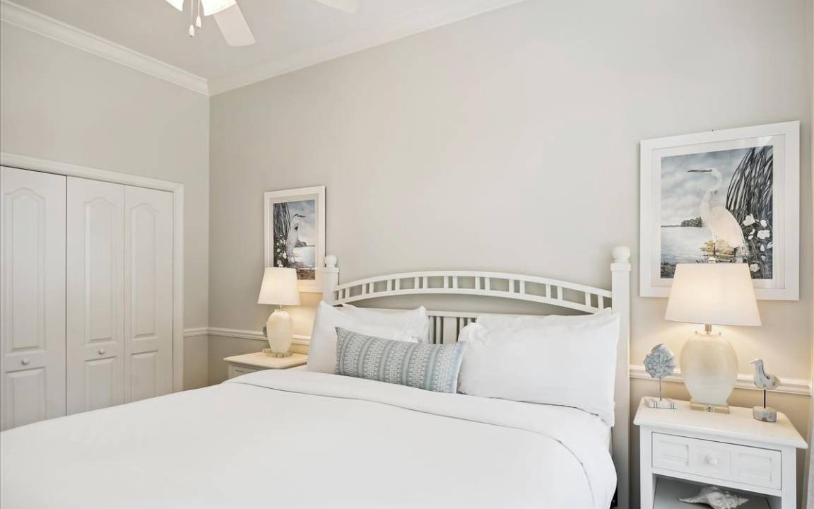 Photo of Bedroom in White's Gulfview
