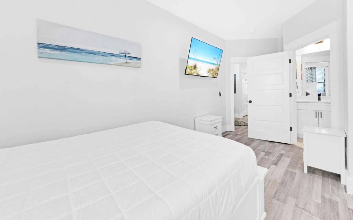 Photo of Bedroom in Bahama Beach