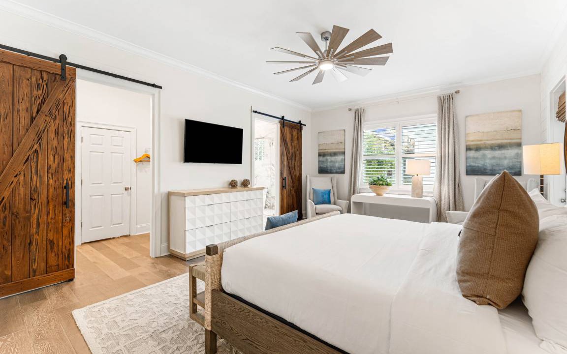 Photo of Bedroom in White's Gulfview