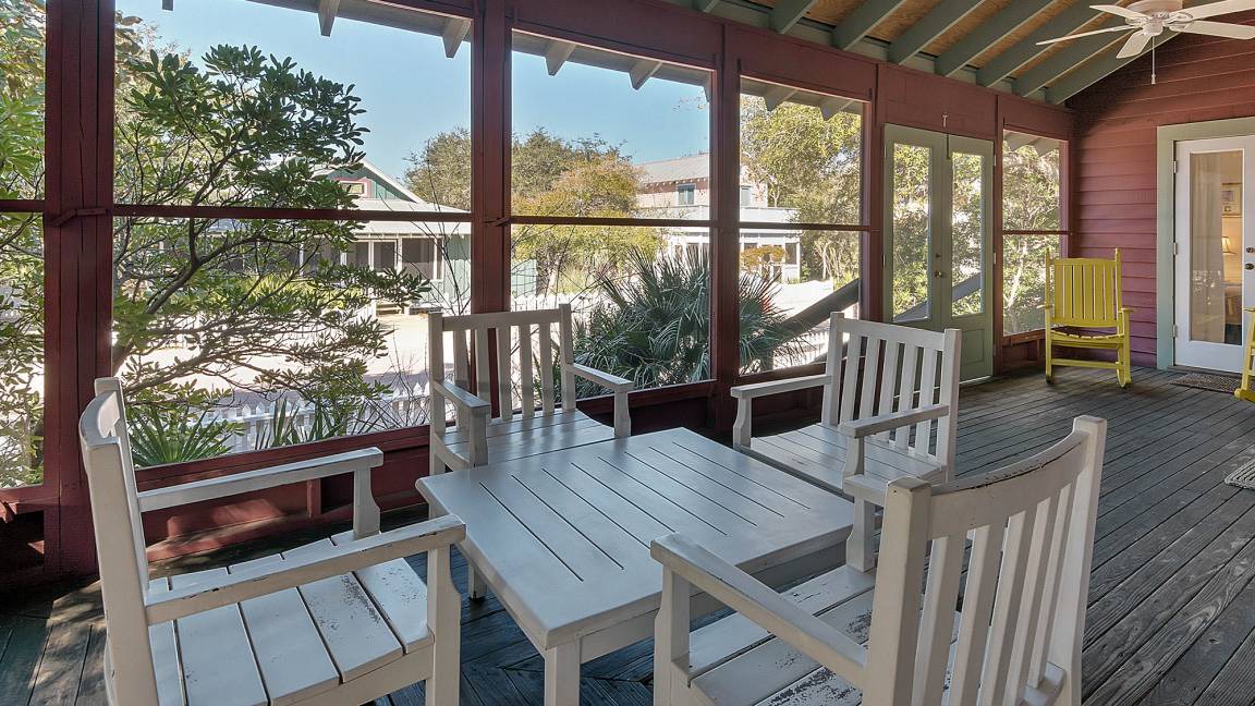 Photo of Patio Balcony in Seaside