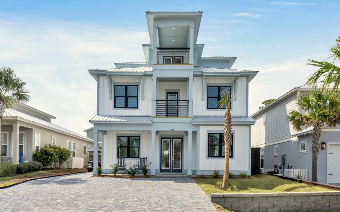 Photo of Buildings in Miramar Beach