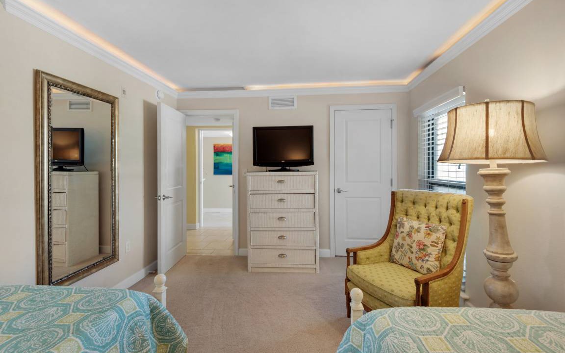 Photo of Bedroom in Navarre Beach