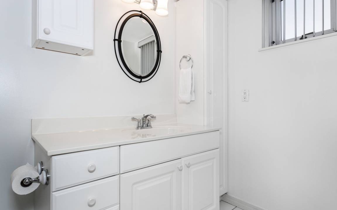 Photo of Bathroom in White Sands