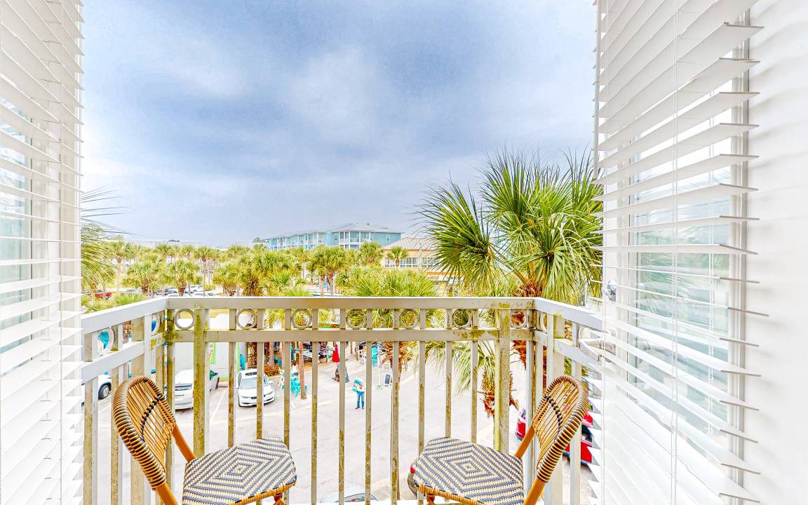 Photo of Patio Balcony in Gulf Place
