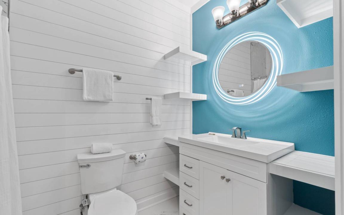 Photo of Bathroom in Rosemary Beach