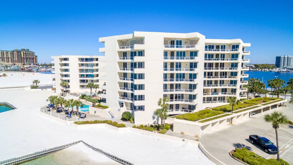 Photo of Patio Balcony in Holiday Isle