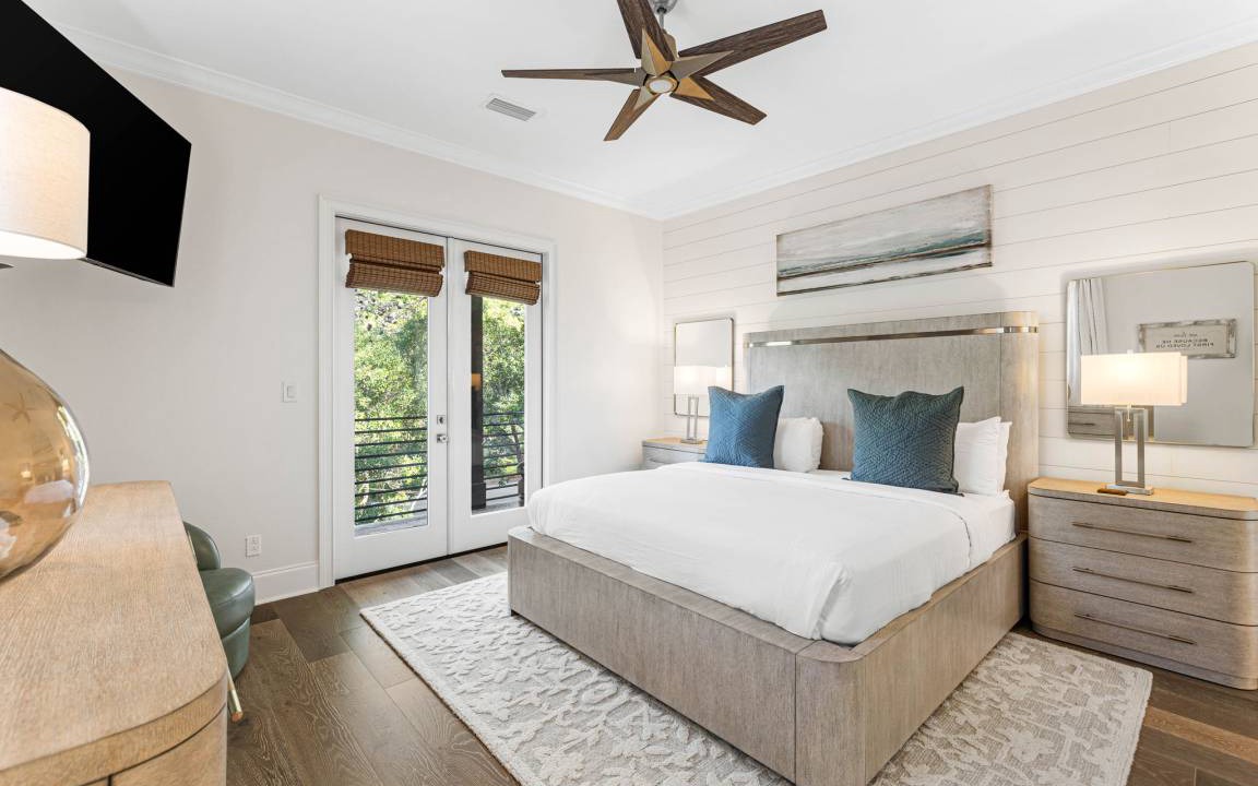 Photo of Bedroom in White's Gulfview