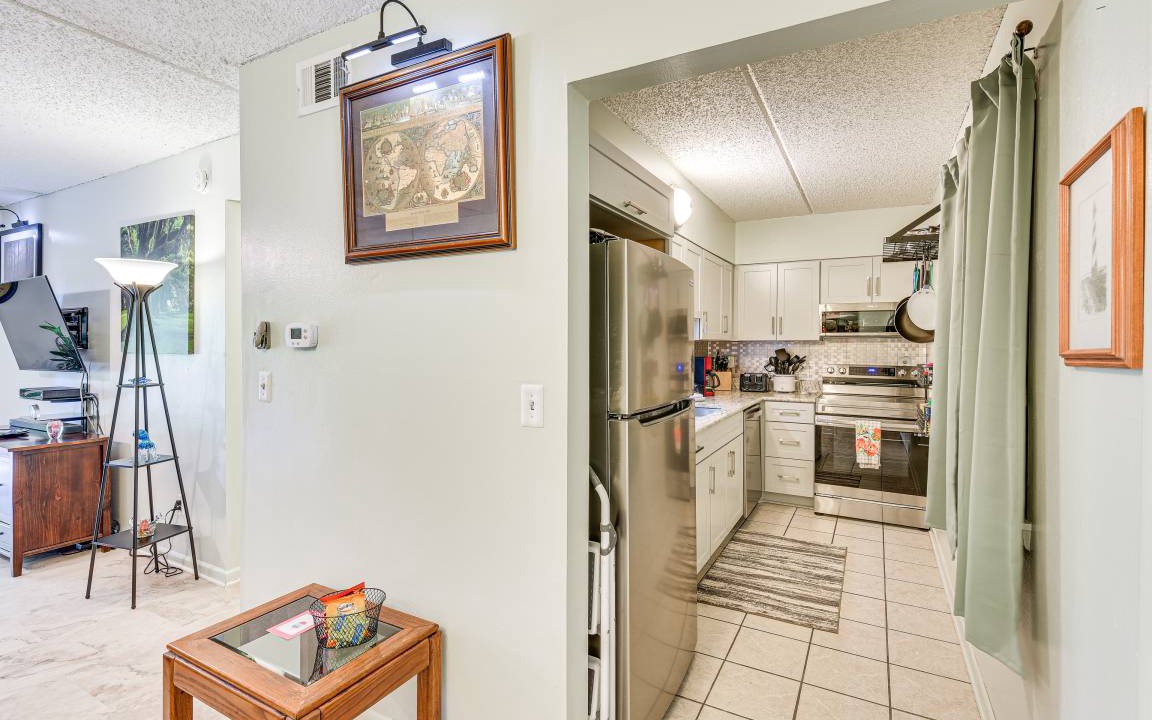 Photo of Kitchen in Mary Esther