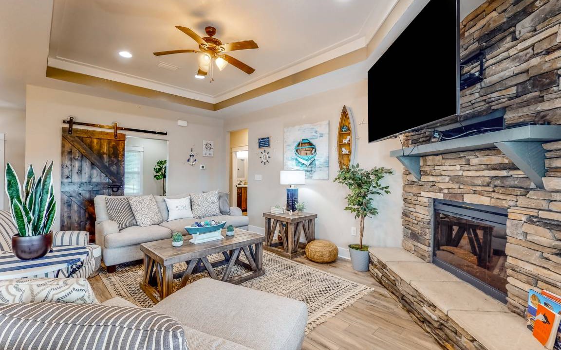 Photo of Livingroom in Crestview