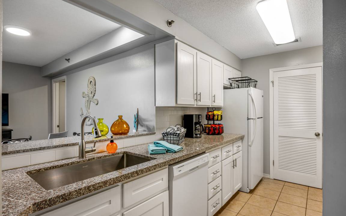 Photo of Kitchen in Gulf Lagoon Beach
