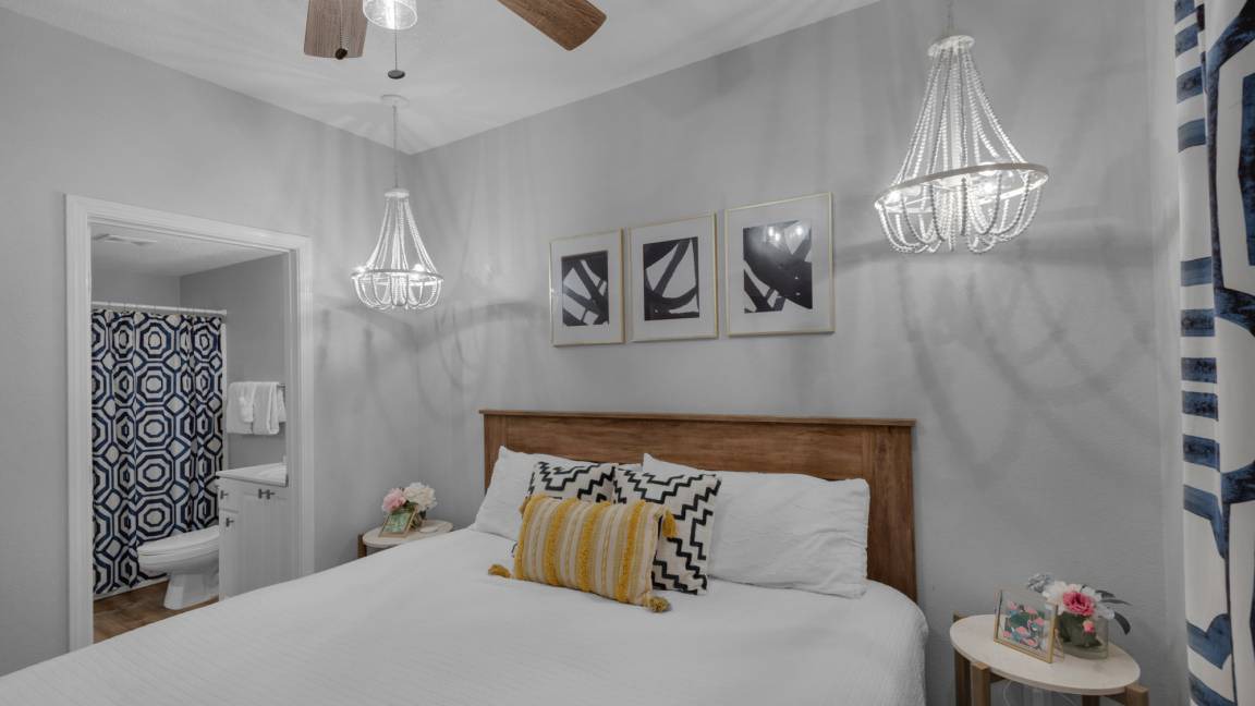 Photo of Bedroom in Gulf Place