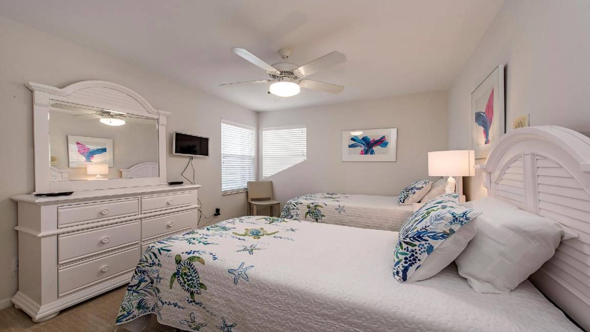 Photo of Bedroom in Crown Pointe