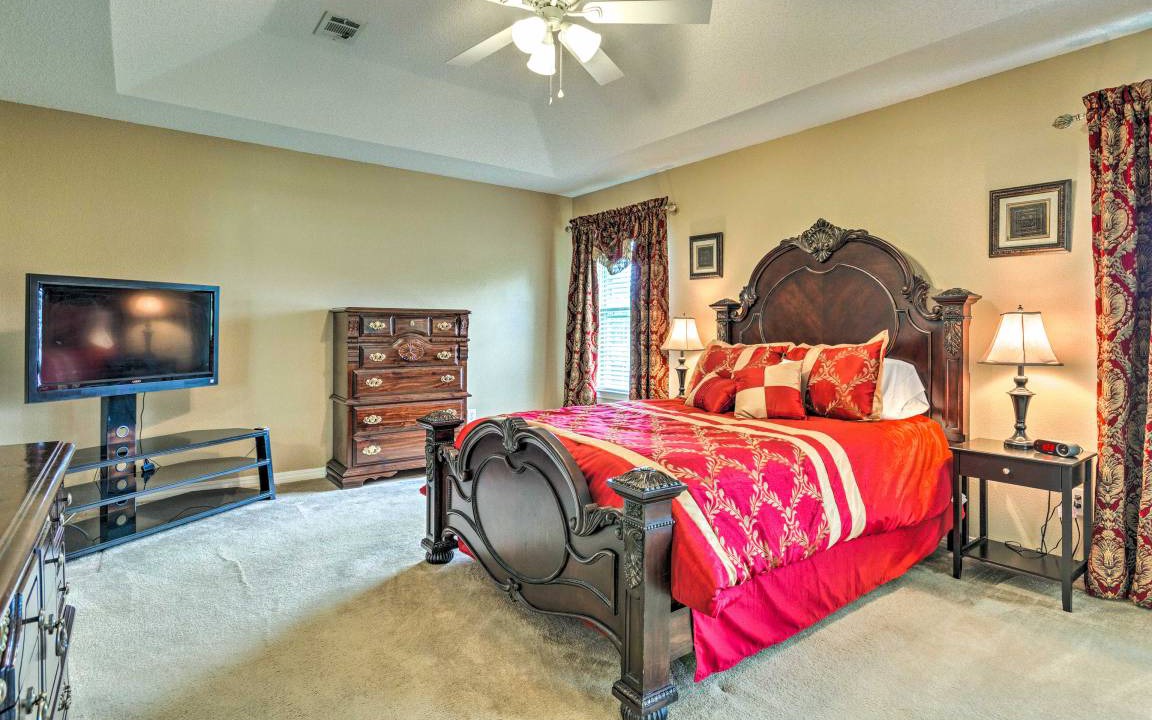 Photo of Bedroom in Northwest Pensacola