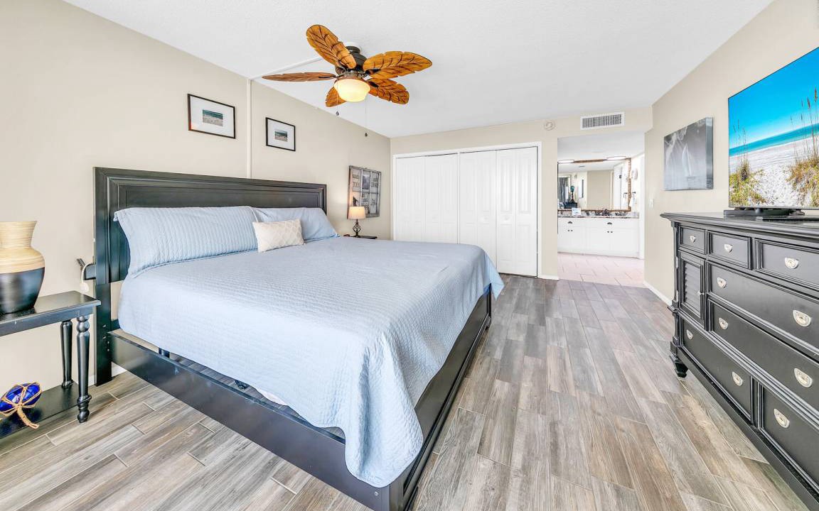Photo of Bedroom in Gulf Lagoon Beach