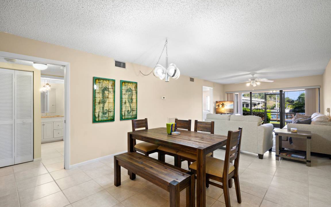 Photo of Others in Bayway Isles