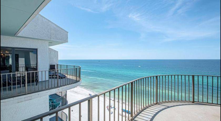 Photo of Patio Balcony in Biltmore Beach