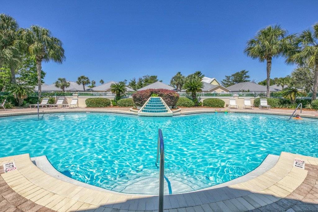 Photo of Others in Avalon Beach Estates