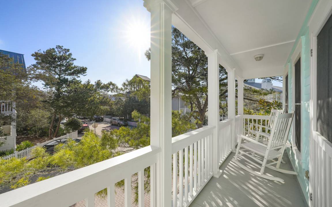 Photo of Patio Balcony in Seaside