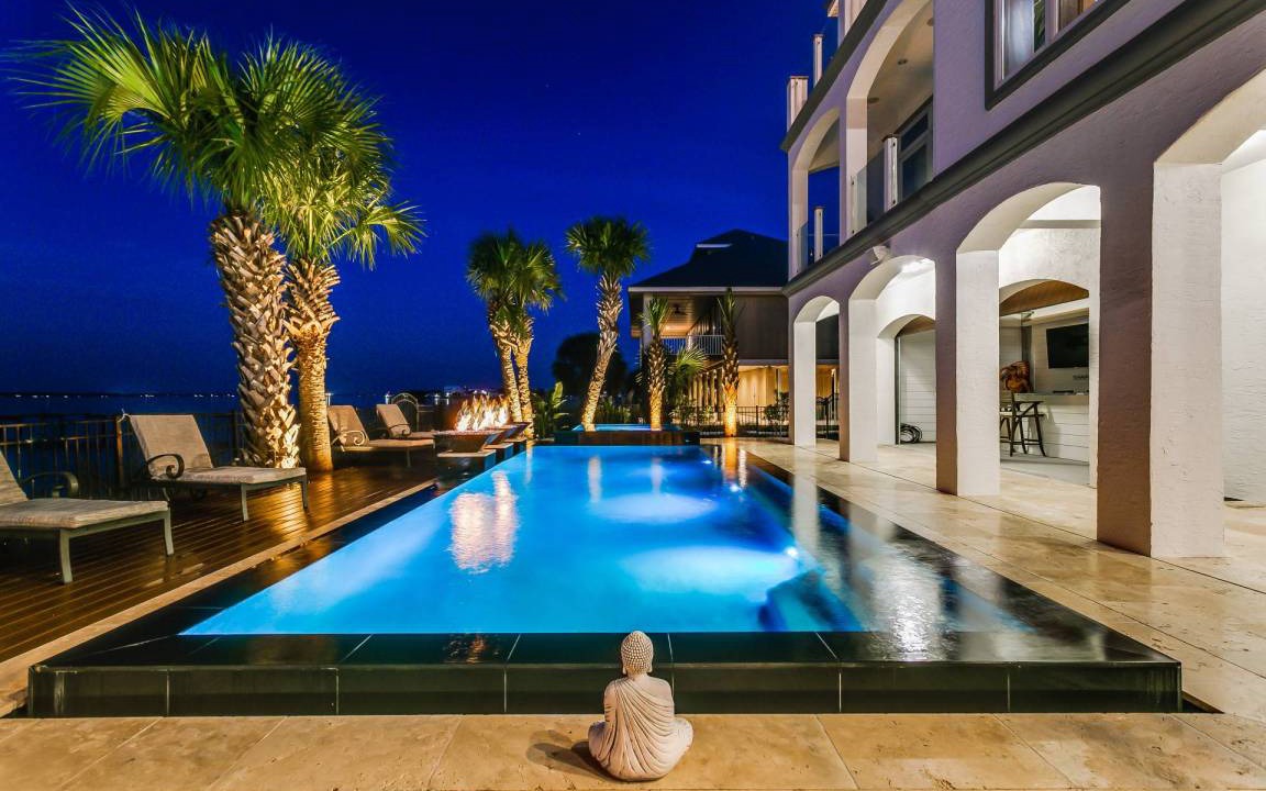 Photo of Others in Villa Primera
