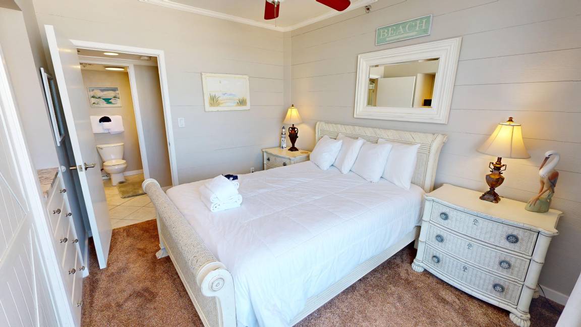 Photo of Bedroom in Holiday Isle
