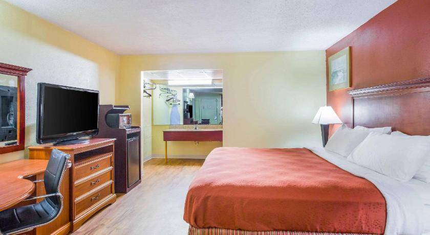 Photo of Bedroom in Bonifay