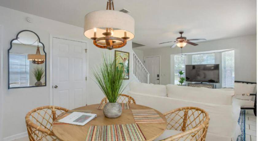 Photo of Livingroom in Silver Sands
