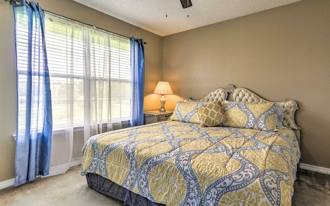 Photo of Bedroom in Northwest Pensacola