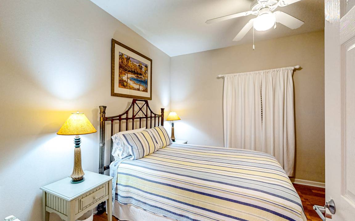 Photo of Bedroom in Frangista Beach