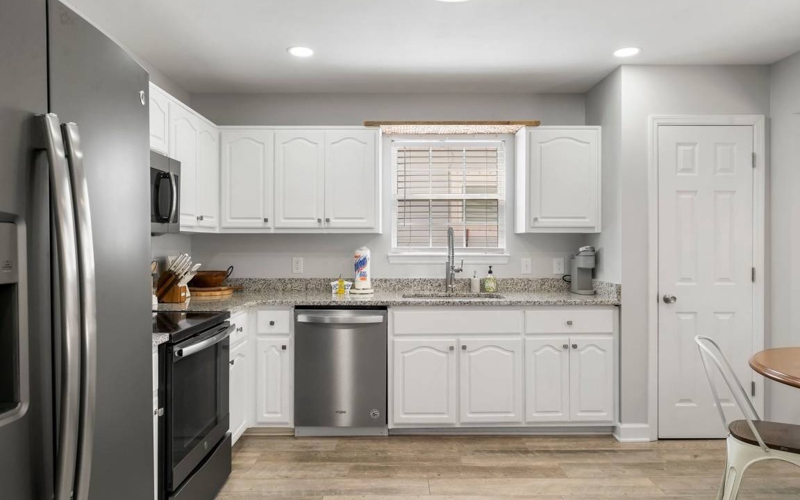 Photo of Kitchen in Bahama Beach